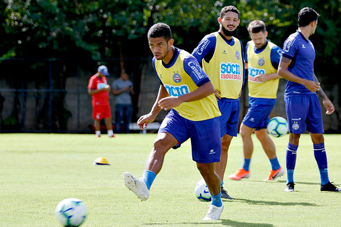 Fênix tricolor: Marco Antônio ressurge e é decisivo contra Grêmio