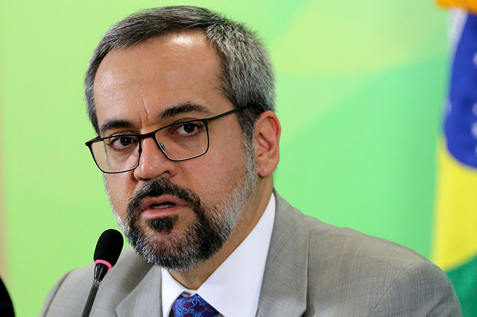 Governo libera orçamento de universidades federais