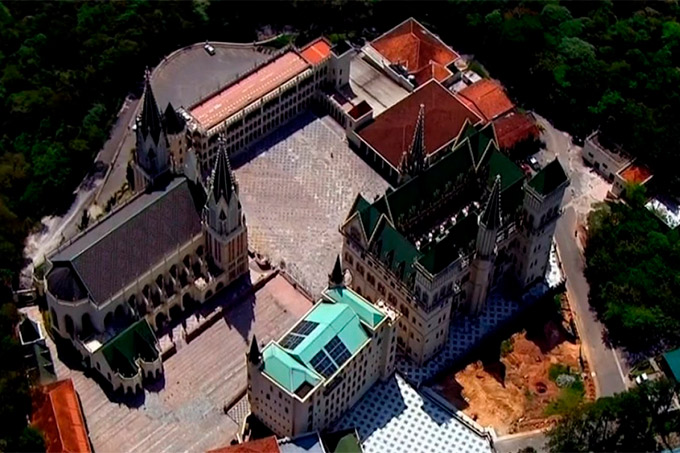 Grupo católico 'Arautos do Evangelho' é investigado por abuso psicológico e humilhações 