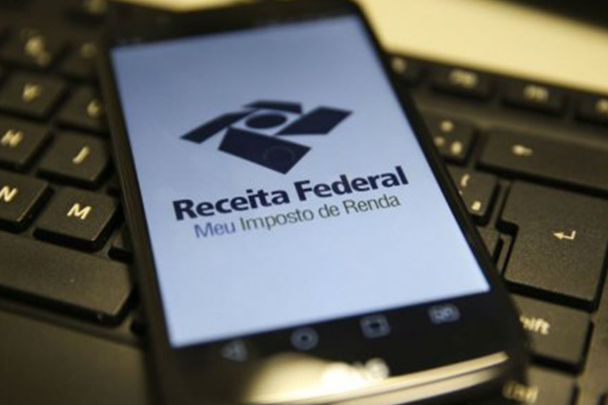 Receita envia cartas a 14 mil baianos que correm o risco de cair na malha fina