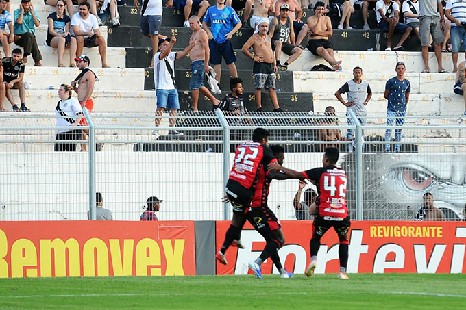 Vitória abre a sua maior vantagem para o Z4: quatro pontos