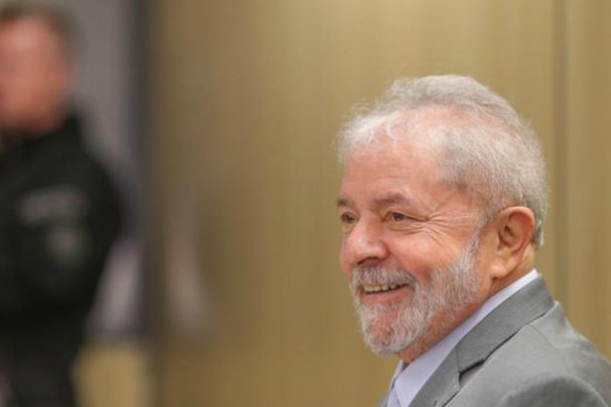 Atos políticos marcam aniversário de Lula neste domingo
