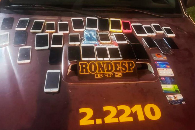 Sinal de GPS leva polícia a trio que furtou 34 celulares no Bailão Salvador