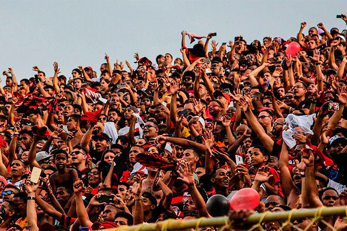 Vitória inicia venda de ingressos para jogo contra o Figueirense
