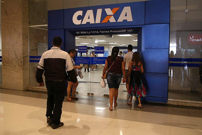 Nascidos em abril e maio já podem sacar FGTS