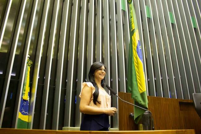 Após romper com Bolsonaro, Dayane Pimentel diz que não é “traidora” 