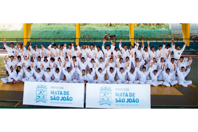 Projeto Judô nas Escolas realiza entrega de kimonos hoje