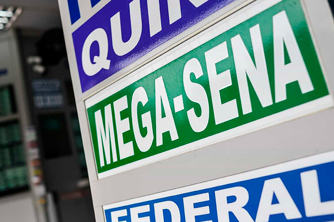 Mega-Sena acumula e pode pagar R$ 10,5 milhões no sábado