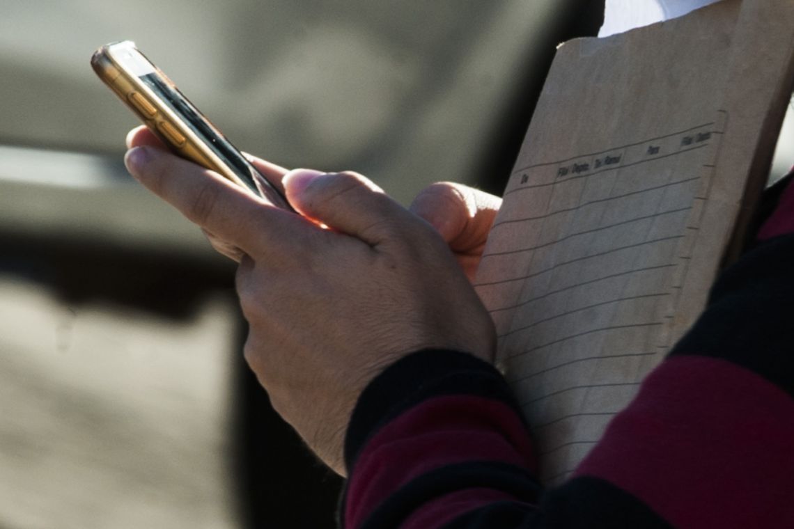 Celulares pré-pagos na Bahia e 16 estados devem ser recadastrados até segunda