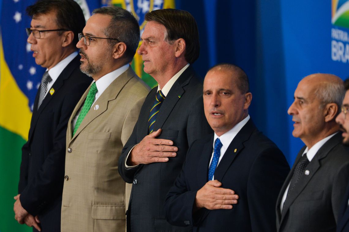 Governo prevê internet em 100% das escolas urbanas em 2020