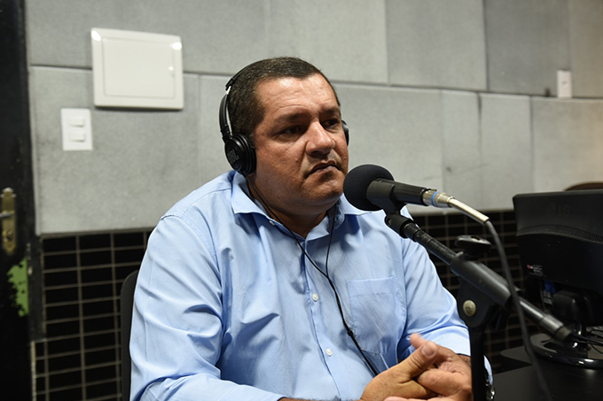 Secretário garante contratação de agentes de limpeza e normalização de serviços