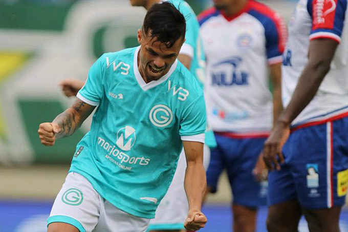 Bahia faz primeiro tempo apático, perde do Goiás e amplia jejum