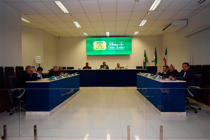 Câmara de Mata de São João instala painel eletrônico