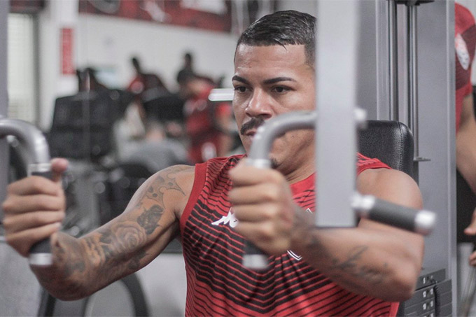 Com dois meses de salários atrasados, elenco do Vitória decide não participar de treino