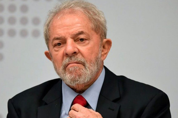 Segunda instância condena Lula a 17 anos de prisão em caso de sítio