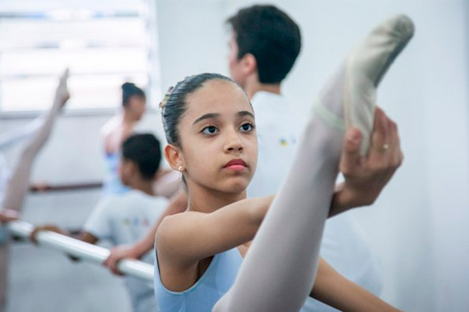 Escola de Balé DiasDança abre matrículas para novos alunos 