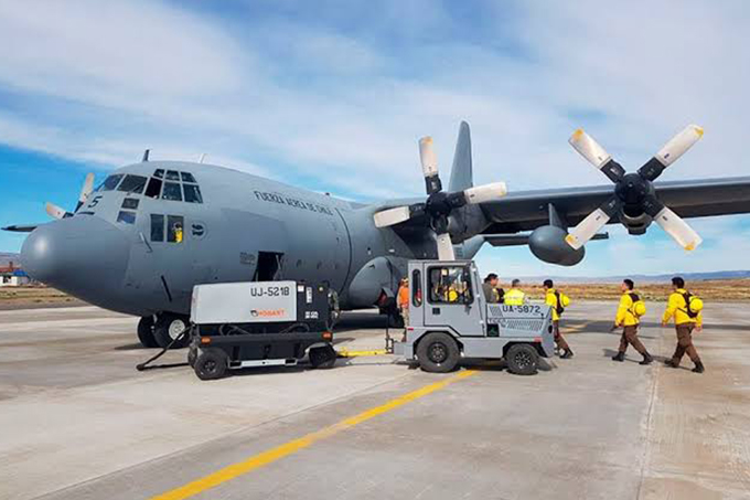 Avião da Força Aérea do Chile desaparece com 38 pessoas a bordo