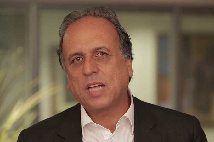 Ex-governador Pezão deixa a cadeia em Niterói (RJ