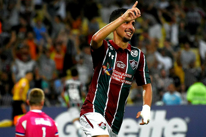 Bahia encaminha contratação do meia Daniel, do Fluminense