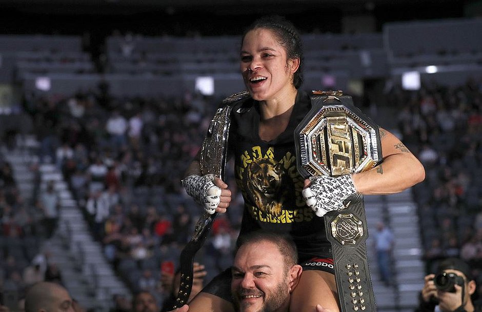 Amanda Nunes vence holandesa e mantém cinturão pela 5ª vez 