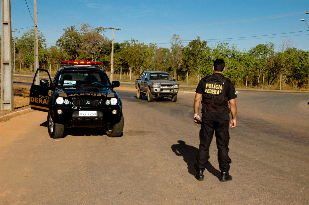Operação da PF apreende grande quantidade de cocaína em Mata de São João