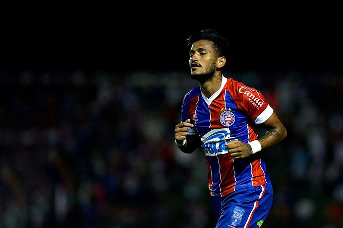 Bahia fica próximo de acerto com o Ceará pelo atacante Rogério