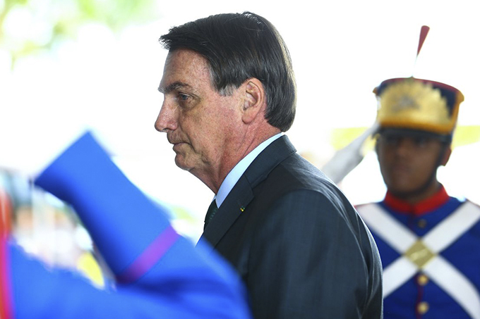 Bolsonaro diz que quer manter relações comerciais com Irã