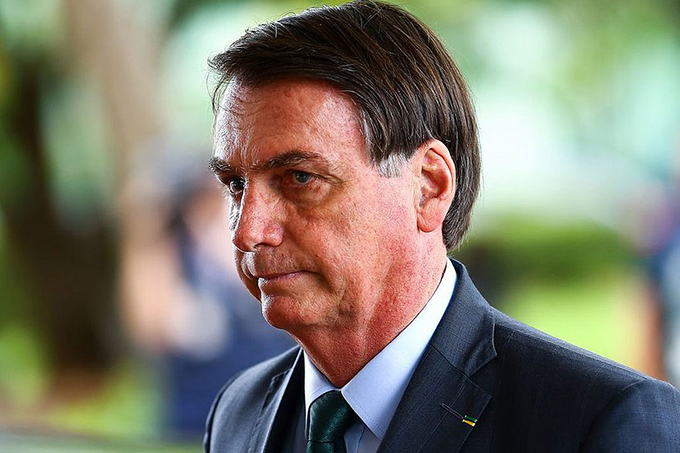 Salário mínimo fixado por Bolsonaro não repõe inflação de 2019