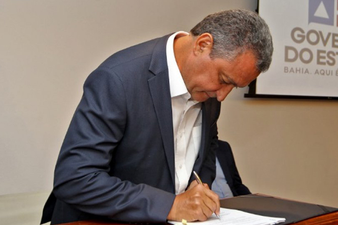 Rui Costa sanciona orçamento de R$ 49,2 bilhões para 2020