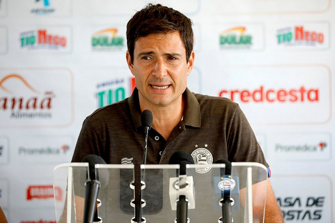 'Bem adiantados', diz Cerri sobre Rossi, Zeca e Capixaba no Bahia