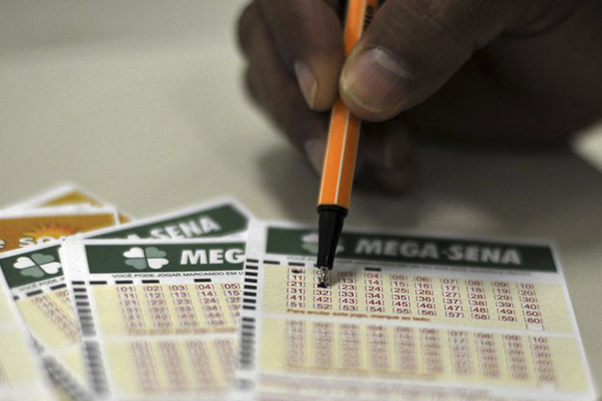 Mega-Sena sorteia hoje prêmio de R$ 14 milhões