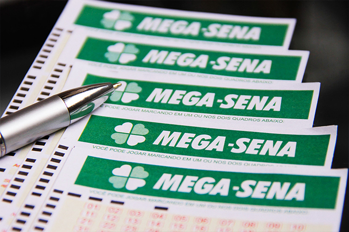 Mega-Sena acumula e deve pagar R$ 27 milhões no sábado