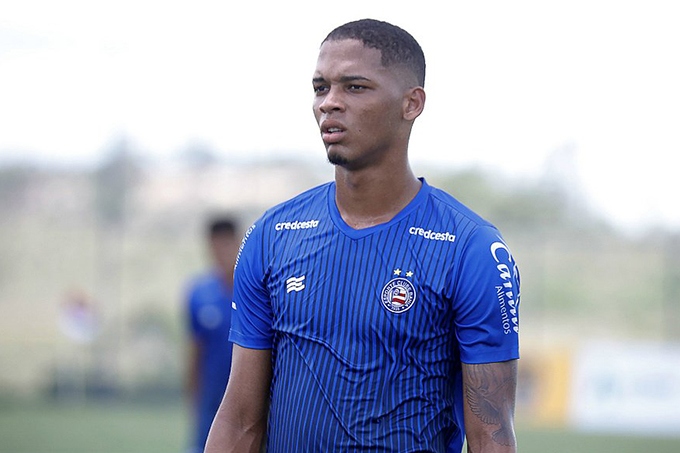 Caíque vibra após gol nos acréscimos: 'Isso aqui é Bahia'