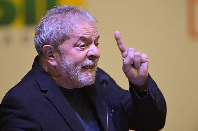 Juíza nega ação contra Lula por invasão do triplex