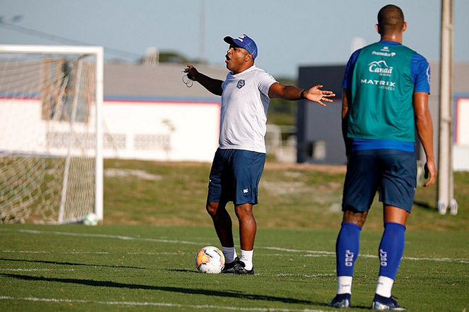 Pressionado, Bahia estreia na Copa Sul-Americana contra Nacional