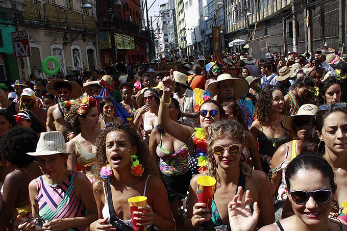 Banho de Mar à Fantasia acontece na Ladeira da Preguiça neste domingo