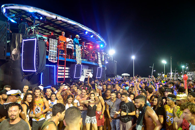 Furdunço aquece pré-Carnaval com desfile de trios neste domingo