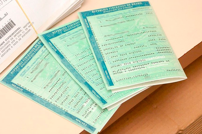 Documento do carro deixa de ser impresso em todo o Brasil até junho