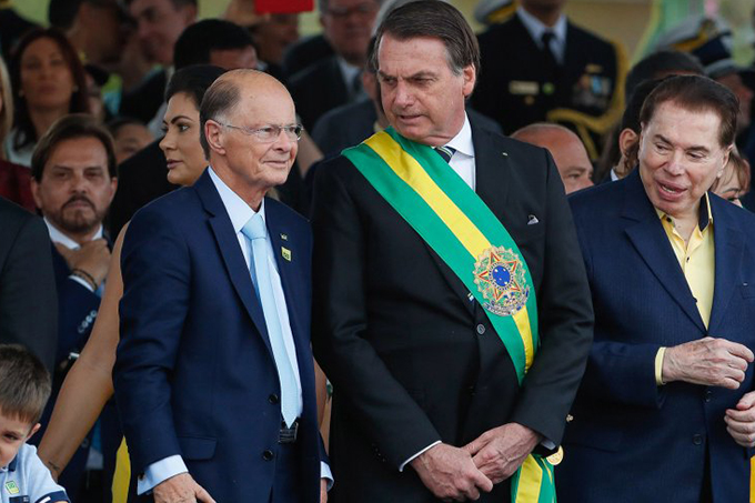 Governo Bolsonaro articula para recriar sorteios na TV e beneficiar emissoras