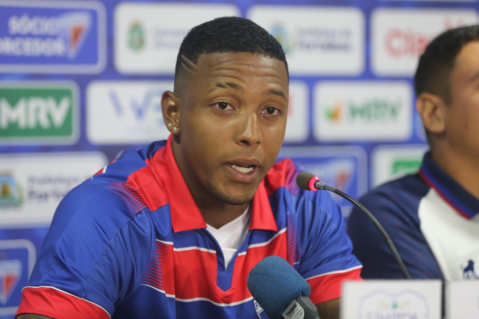 Vitória irá acionar a Justiça para receber de negociação entre David e Fortaleza