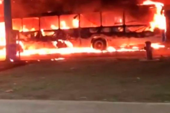 Suspeito de incendiar ônibus em Ondina é preso