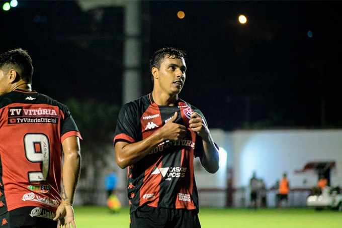 Por vaga na terceira fase da Copa do Brasil, Vitória enfrenta o Lagarto no Barradão