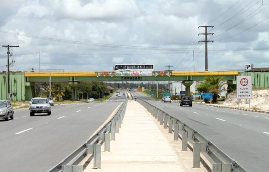 Via Parafuso terá os dois sentidos bloqueados nesta segunda