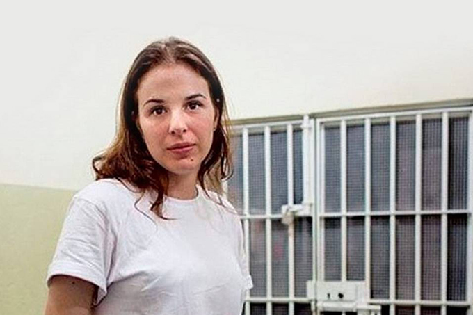 Suzane von Richthofen processa produtora que fez filmes sobre sua história