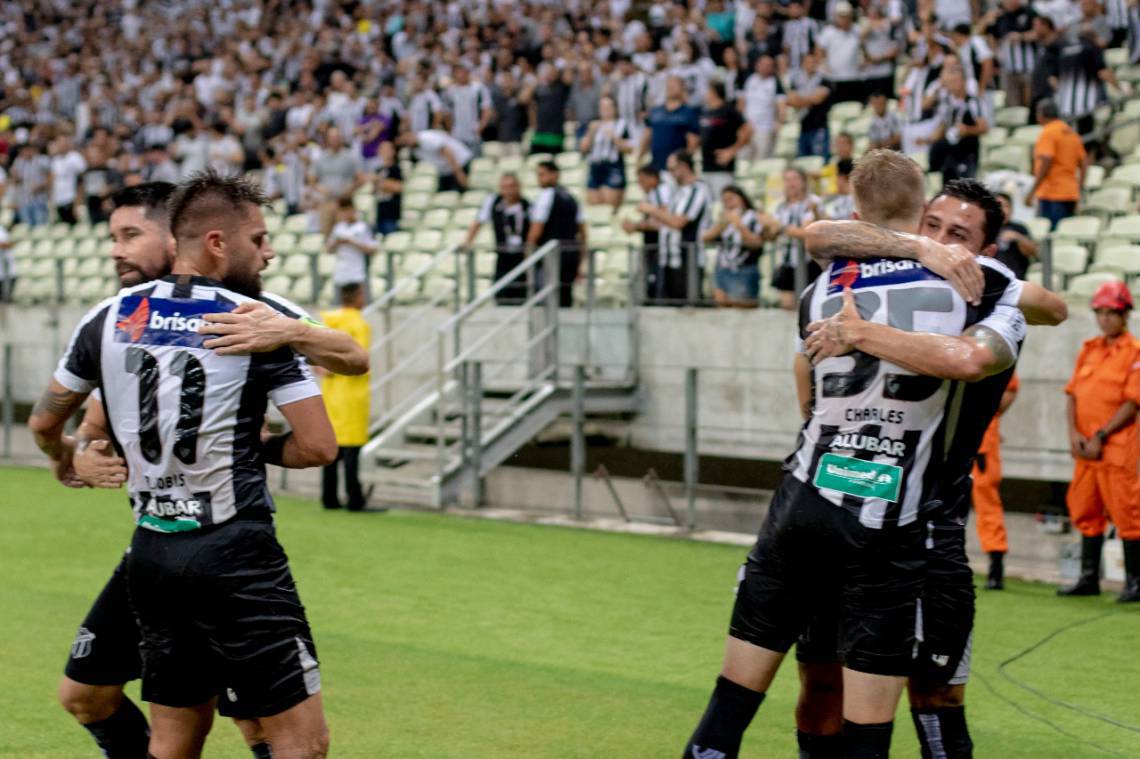  Vitória desliza e perde para Ceará pela 3ª fase da Copa do Brasil 
