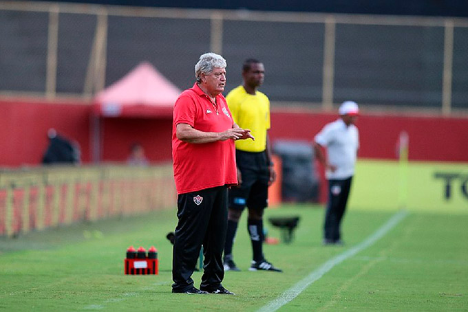 'Estamos com boas chances', diz Geninho sobre classificação