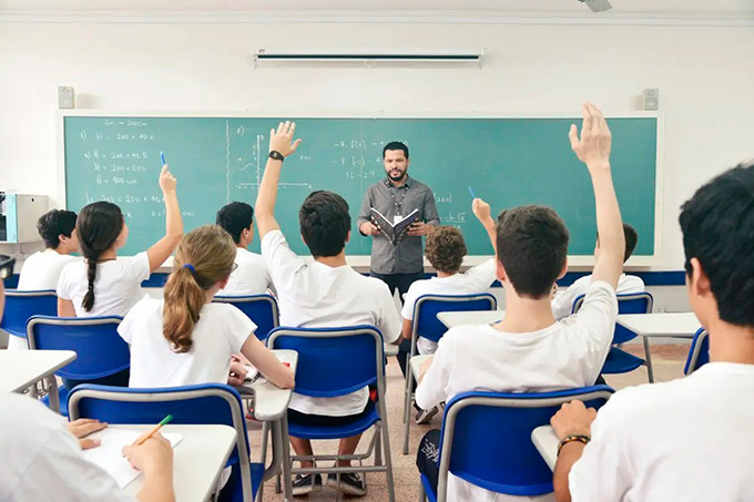 Salvador pode utilizar férias de junho e fins de semana para repor aulas da rede municipal