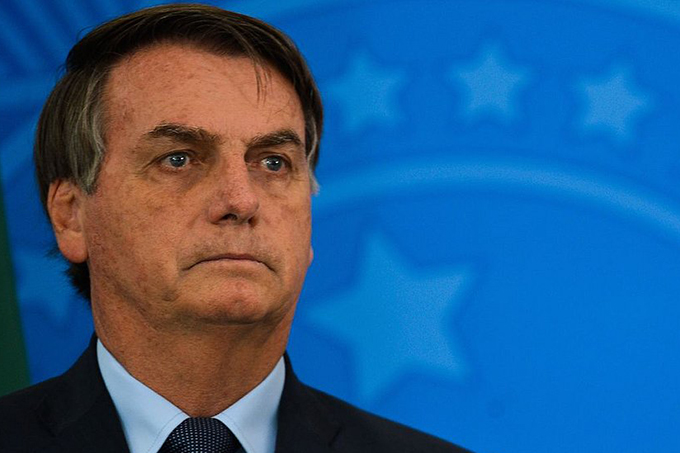 Bolsonaro sanciona MP que prevê R$ 600 a trabalhadores informais
