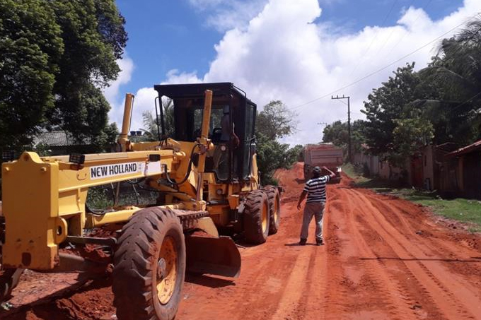 Vias danificadas pela chuva são recuperadas no Litoral