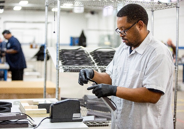Ford Camaçari anuncia fabricação de 50 mil máscaras de proteção facial 